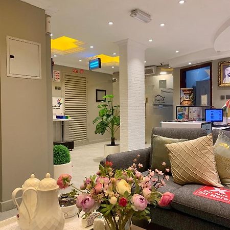 Al Rawdha Hotel Apartments 샤르자 외부 사진