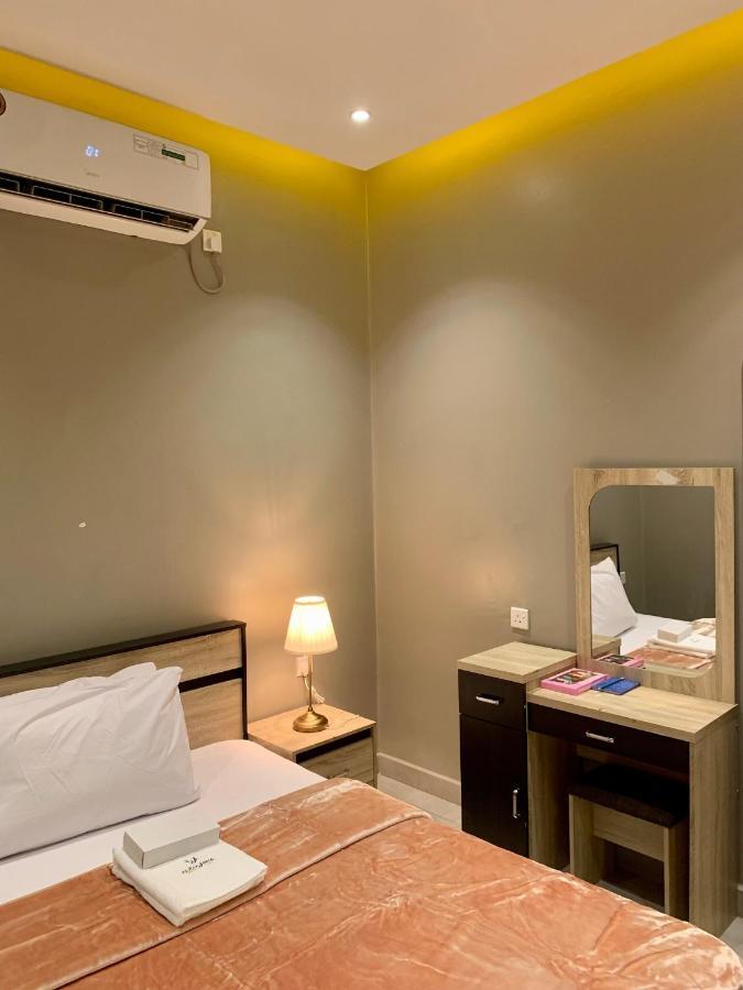 Al Rawdha Hotel Apartments 샤르자 외부 사진